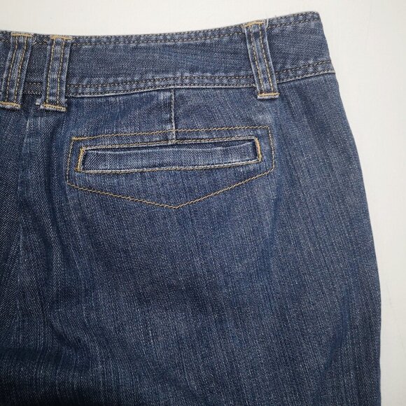 Cleo Ladies Size 12 Straight Leg Medium Wash Blue Jeans - Picture 8 of 13